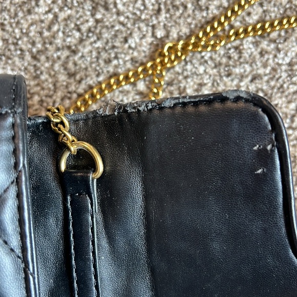 GG Quilted Crossbody - Picture 5 of 6